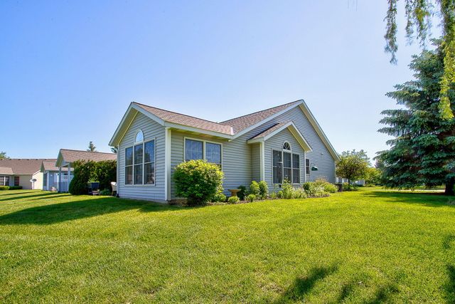 11818 Willow Wood North, Holland Twp, MI 49424