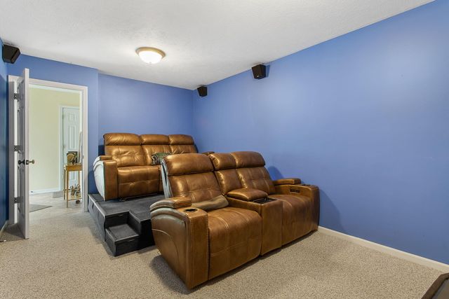 11818 Willow Wood North, Holland Twp, MI 49424