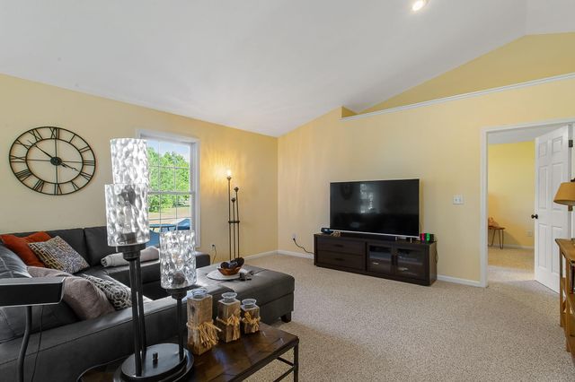 11818 Willow Wood North, Holland Twp, MI 49424