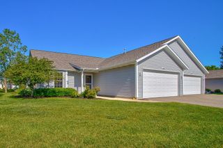 11818 Willow Wood North, Holland Twp, MI 49424