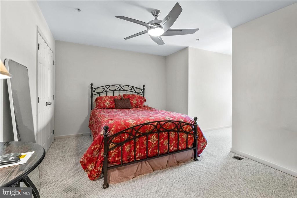 Image 27 of property listing at 5 GEOLEY CT, Thurmont, MD 21788