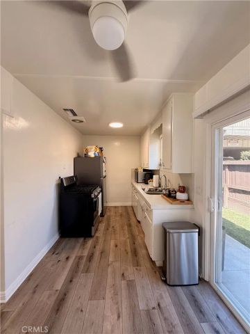 325 La Paloma Street, Redlands, CA 92373