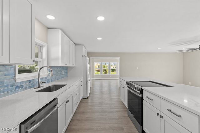 57 San Remo CIR, Naples, FL 34112