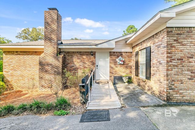 104 E Shore Drive, Brewton, AL 36426