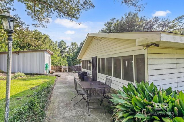 104 E Shore Drive, Brewton, AL 36426