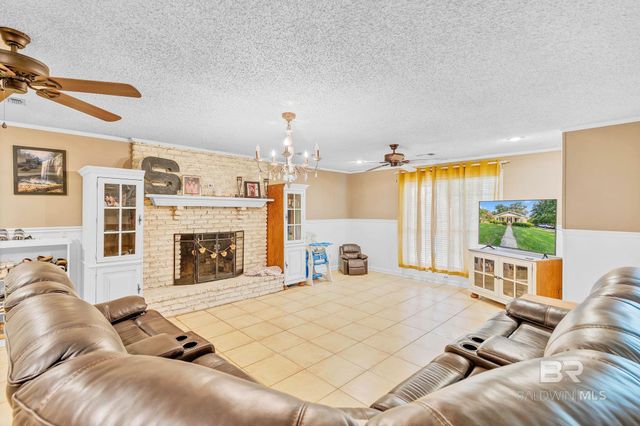 104 E Shore Drive, Brewton, AL 36426