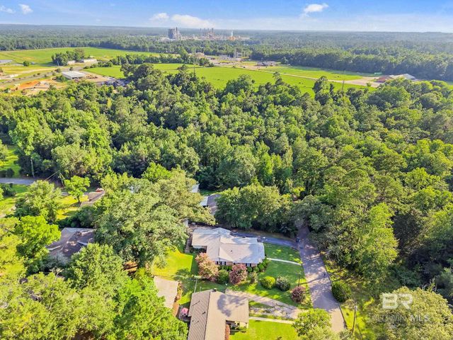 104 E Shore Drive, Brewton, AL 36426