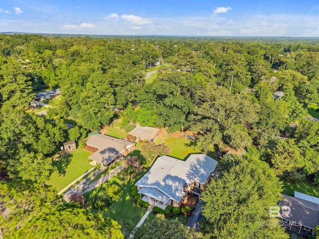 104 E Shore Drive, Brewton, AL 36426