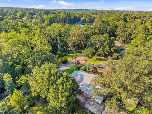 104 E Shore Drive, Brewton, AL 36426
