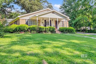 104 E Shore Drive, Brewton, AL 36426