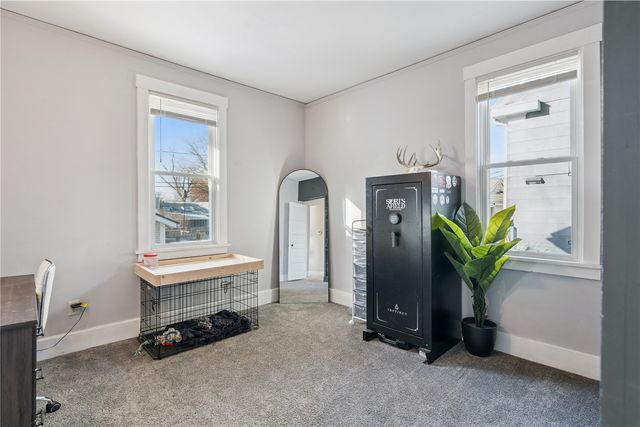 2036 Linn Boulevard, Cedar Rapids, IA 52403