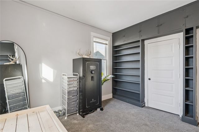 2036 Linn Boulevard, Cedar Rapids, IA 52403