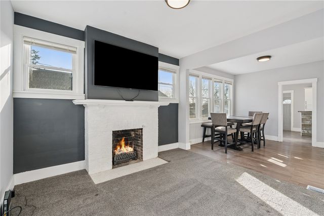 2036 Linn Boulevard, Cedar Rapids, IA 52403