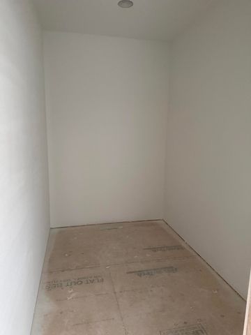 1466 N Collins Drive, Republic, MO 65738