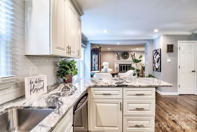 2823 Ridgehaven Court, Gastonia, NC 28054