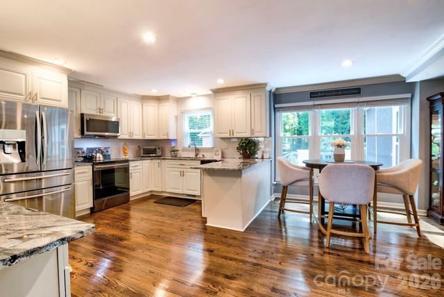 2823 Ridgehaven Court, Gastonia, NC 28054