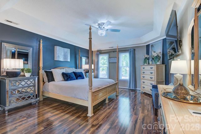 2823 Ridgehaven Court, Gastonia, NC 28054
