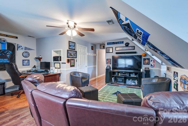 2823 Ridgehaven Court, Gastonia, NC 28054