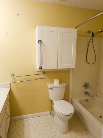 1620 BEAVER TRAIL DR, Memphis, TN 38016