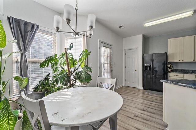 2744 Snapfinger Manor, Decatur, GA 30035