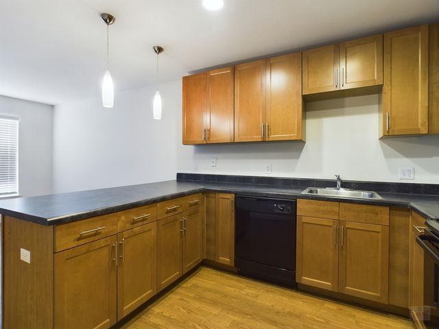 711 W 32nd ST 143, Austin, TX 78705