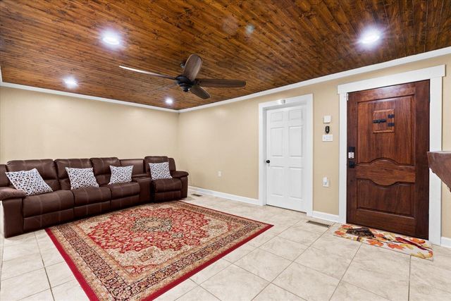 572 Lee Joan Drive NW, Dalton, GA 30721