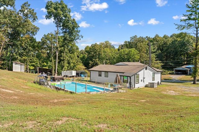 572 Lee Joan Drive NW, Dalton, GA 30721
