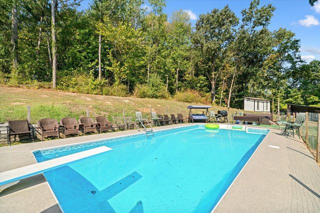 572 Lee Joan Drive NW, Dalton, GA 30721