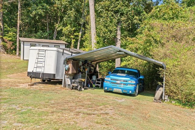 572 Lee Joan Drive NW, Dalton, GA 30721
