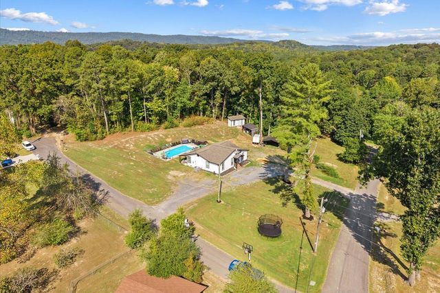 572 Lee Joan Drive NW, Dalton, GA 30721