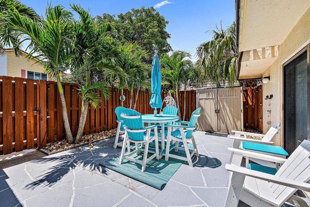 130 Ocean Cove Drive, Jupiter, FL 33477