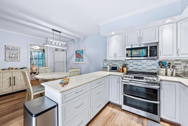 130 Ocean Cove Drive, Jupiter, FL 33477