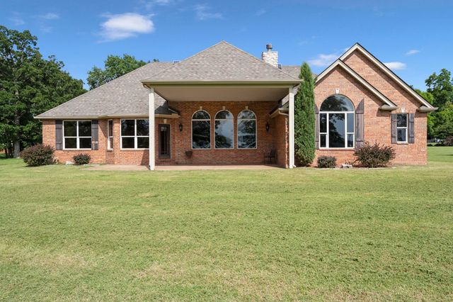 5069 Lake Breeze Road, Grove, OK 74344