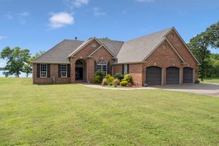 5069 Lake Breeze Road, Grove, OK 74344