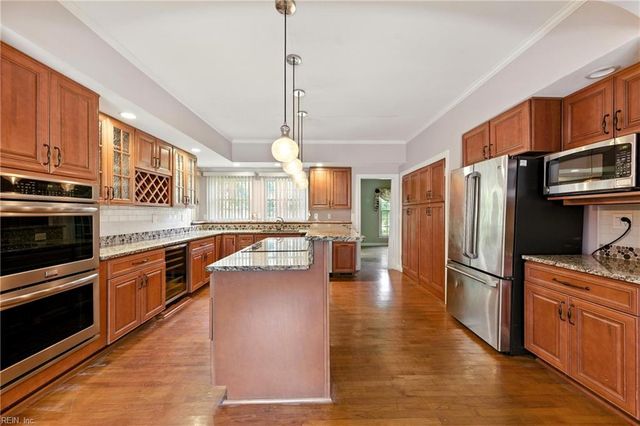 1917 Hallmark WAY, Chesapeake, VA 23323