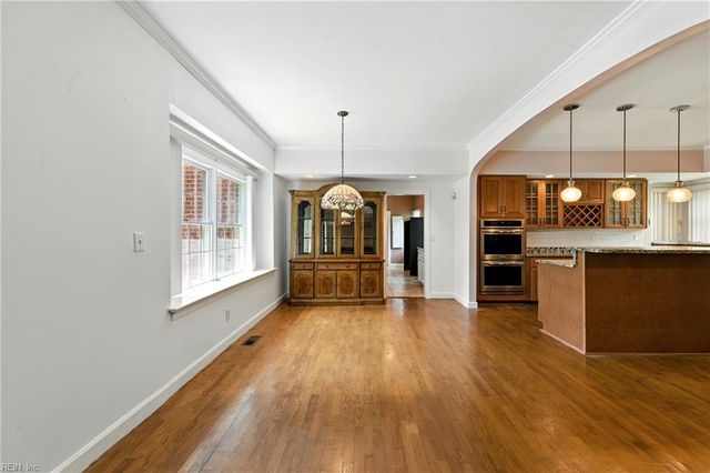 1917 Hallmark WAY, Chesapeake, VA 23323