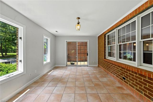 1917 Hallmark WAY, Chesapeake, VA 23323
