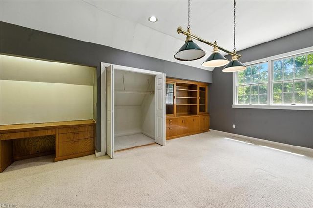 1917 Hallmark WAY, Chesapeake, VA 23323