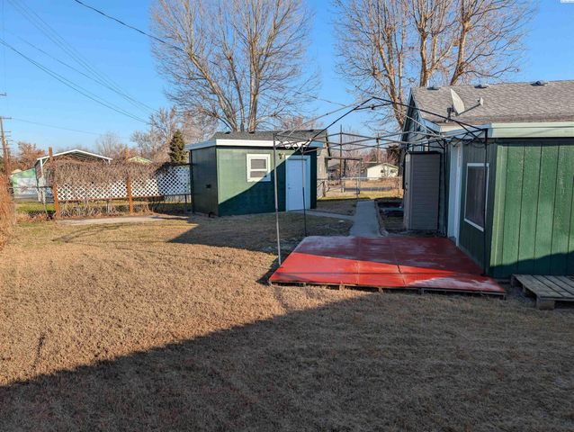 1011 Winslow Ave., Richland, WA 99354