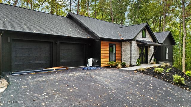 2521 Black Oak Ridge Rd, Sevierville, TN 37876