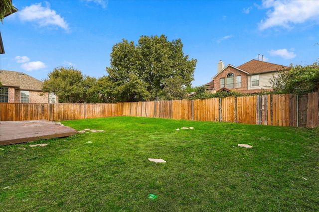 2621 Whispering Trail, Little Elm, TX 75068