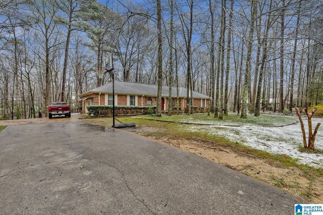 2001 PAWNEE DRIVE, Jasper, AL 35504