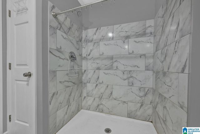 2001 PAWNEE DRIVE, Jasper, AL 35504