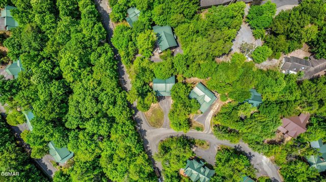 2828 Ridge Creek Circle, Sevierville, TN 37876