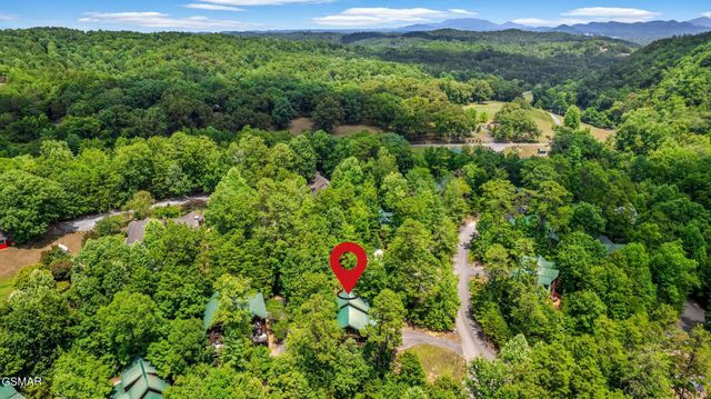 2828 Ridge Creek Circle, Sevierville, TN 37876