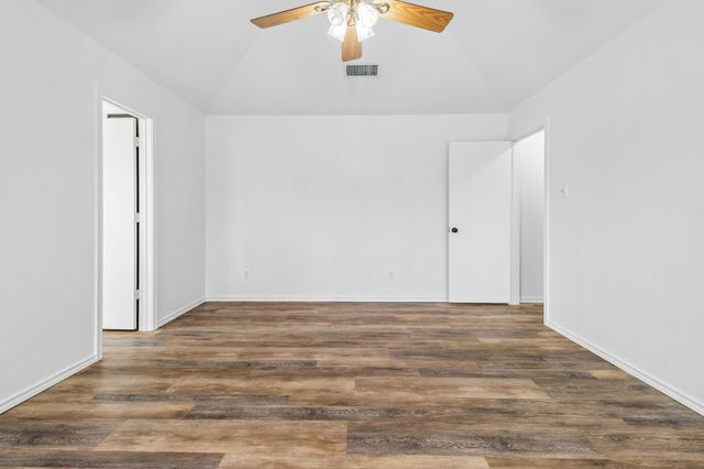 101 Apache Trail, Alvarado, TX 76009