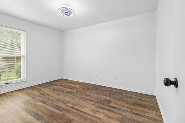 101 Apache Trail, Alvarado, TX 76009