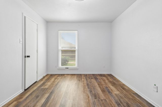 101 Apache Trail, Alvarado, TX 76009