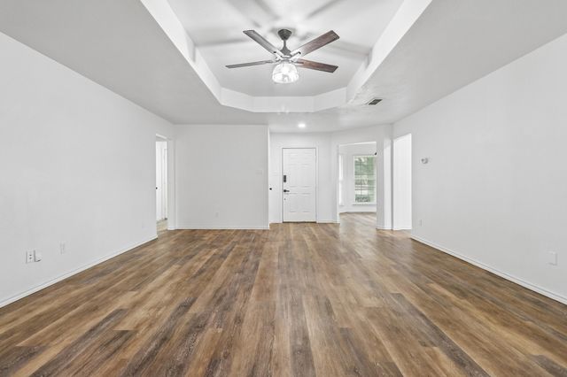 101 Apache Trail, Alvarado, TX 76009