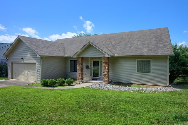 30 Overlook Drive, Little Rock, AR 72207